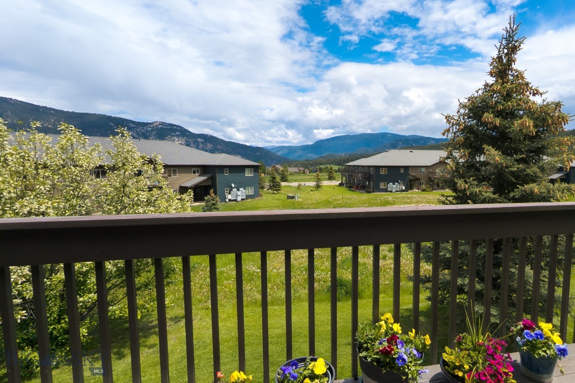 Big Sky, Montana 59716, United States, 2 Bedrooms Bedrooms, ,2 BathroomsBathrooms,Residential,Contingent,54573