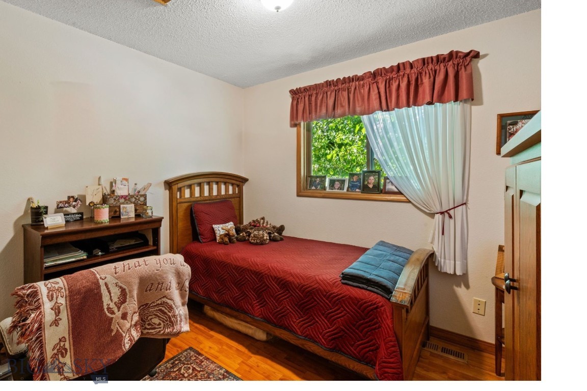 Valley Unit - Residential