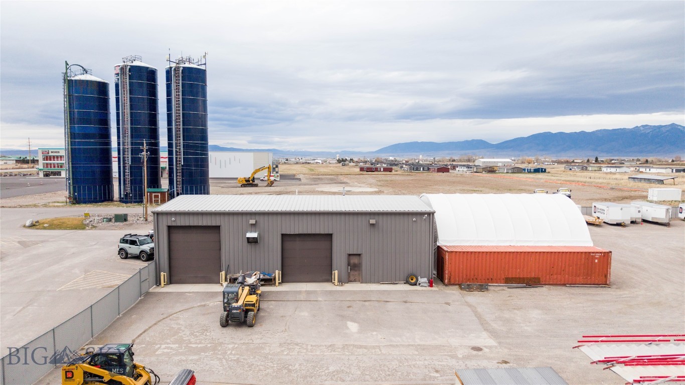 4498 Jackrabbit Lane