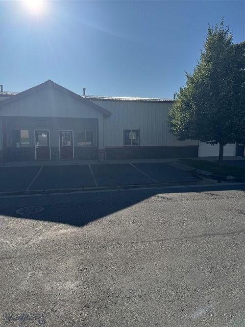 Photo of 421 Griffin Unit 3 Dr, Bozeman, MT 59715 (MLS # 403979)