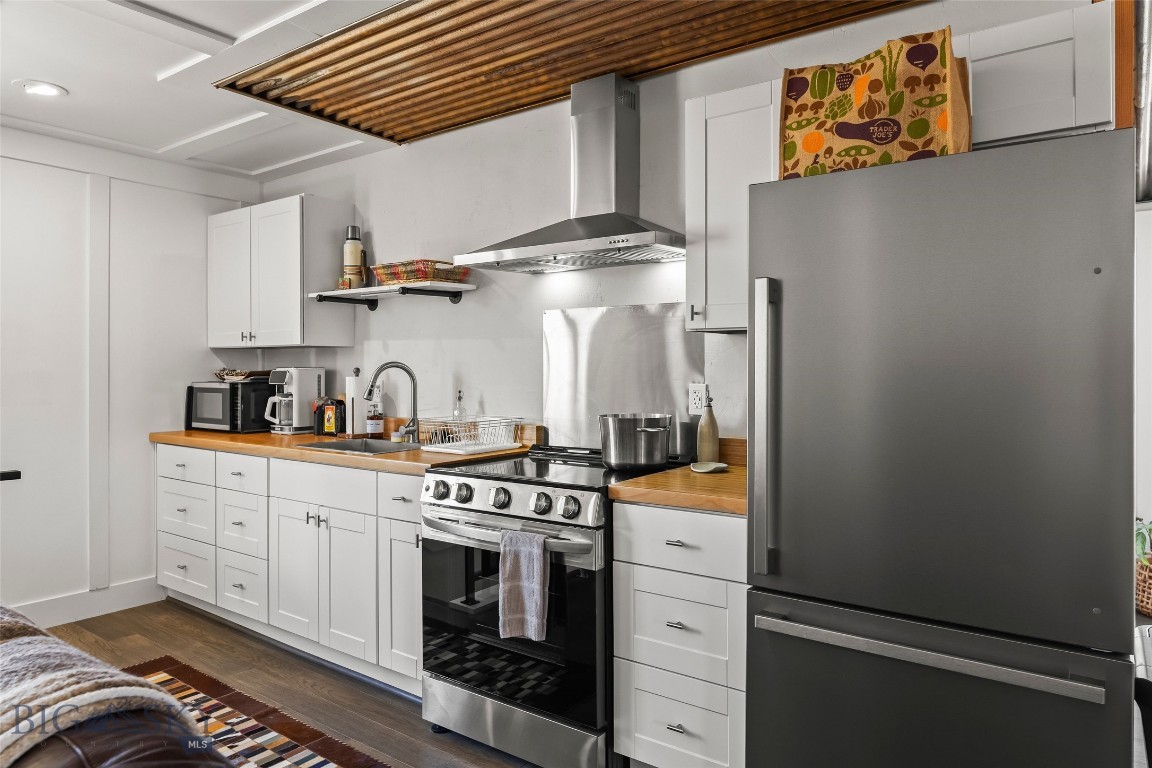 Shining Mountain Unit I - Residential