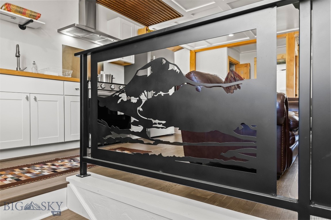 Shining Mountain Unit I - Residential