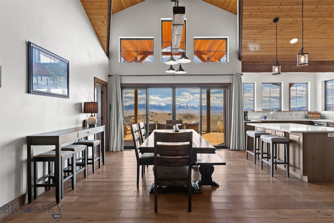 Shining Mountain Unit I - Residential