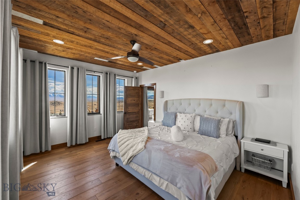 Shining Mountain Unit I - Residential