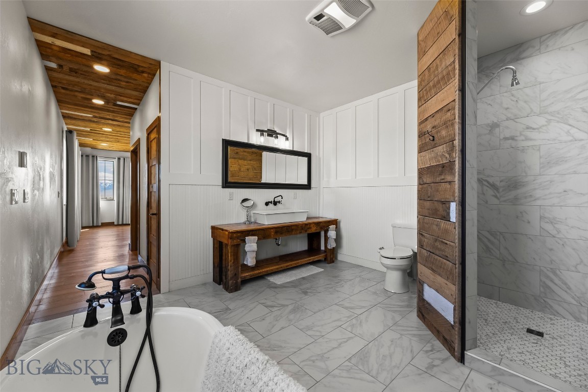 Shining Mountain Unit I - Residential