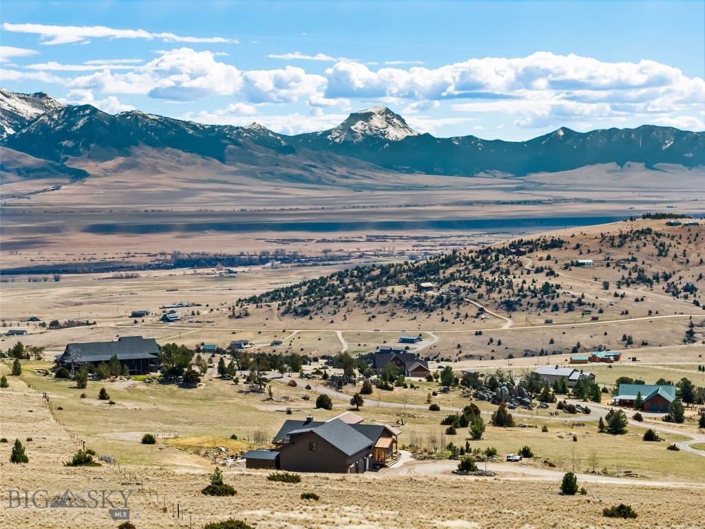 Shining Mountain Unit I - Residential