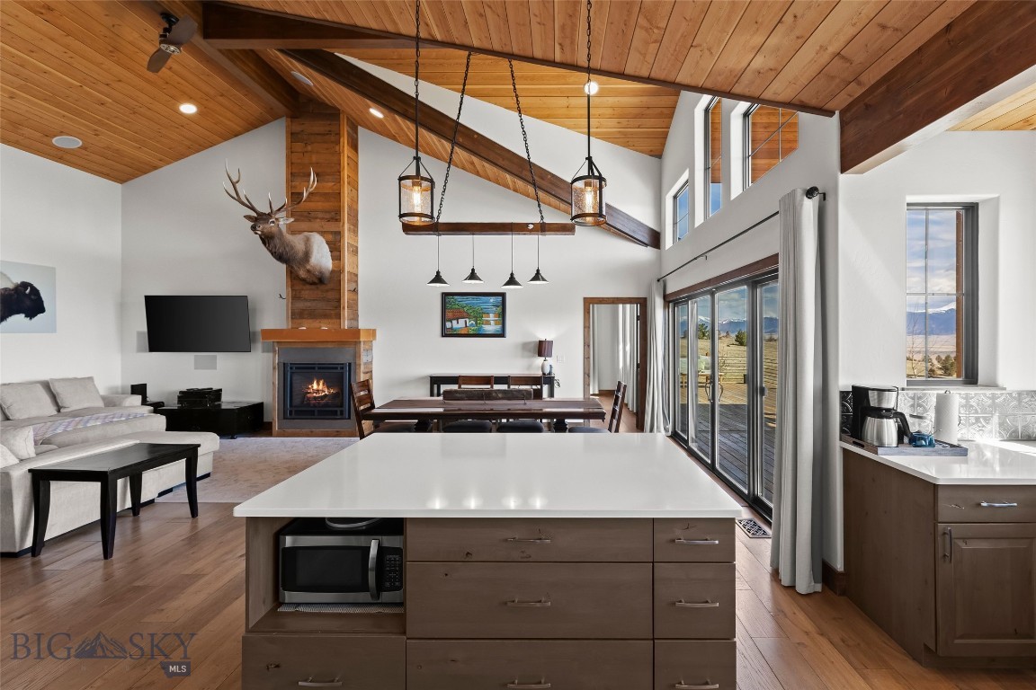 Shining Mountain Unit I - Residential