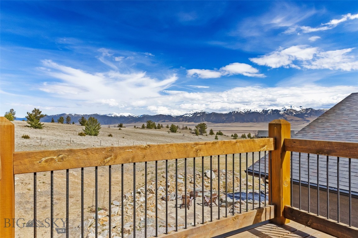 Shining Mountain Unit I - Residential