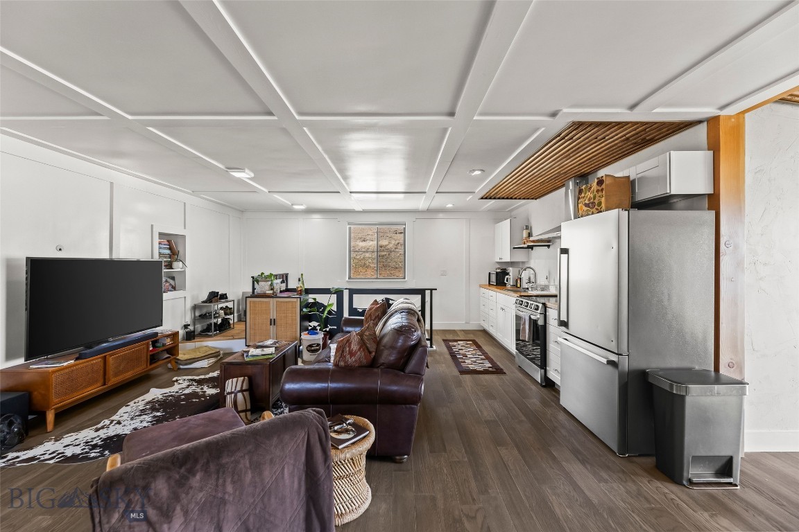 Shining Mountain Unit I - Residential