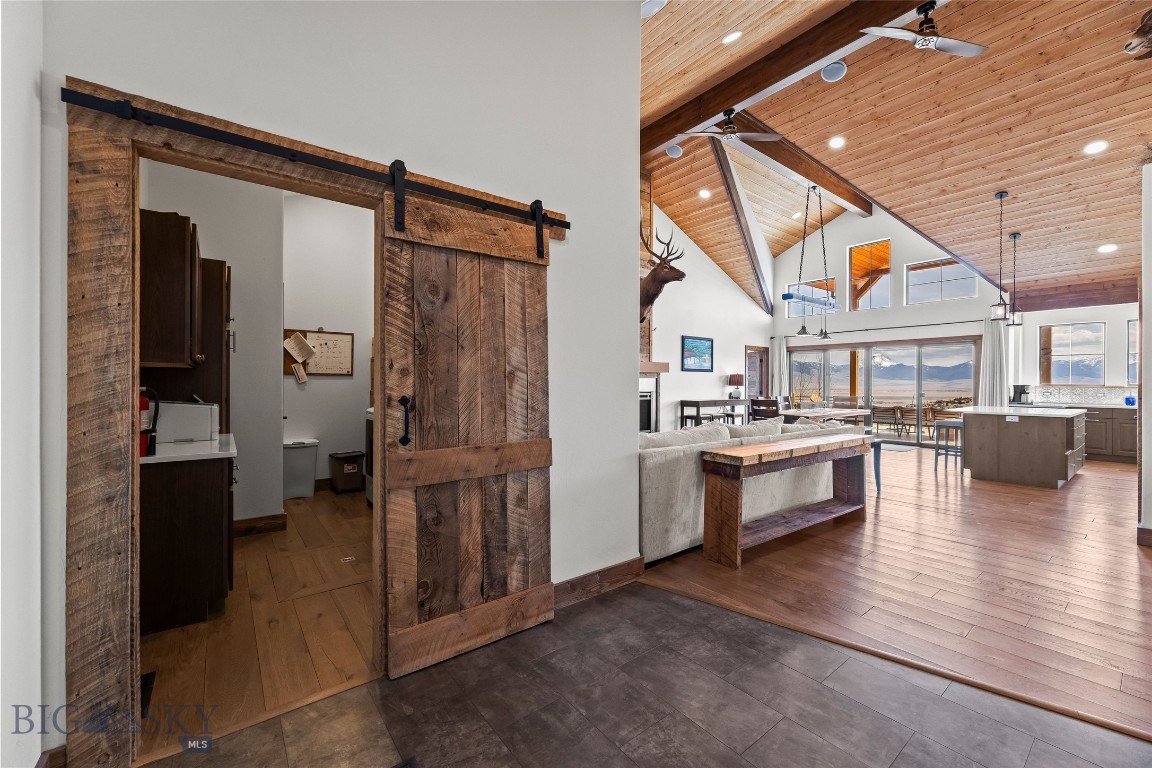 Shining Mountain Unit I - Residential