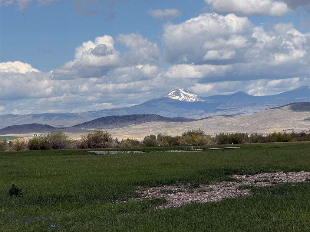 TBD Blacktail Rd