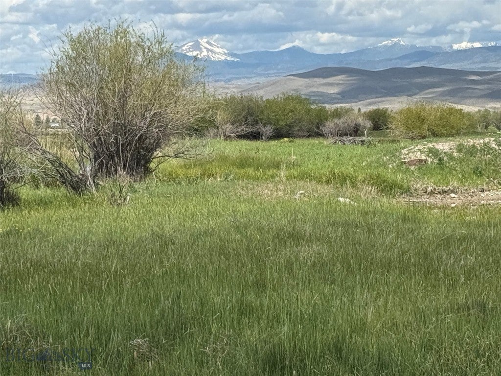 TBD Blacktail Rd