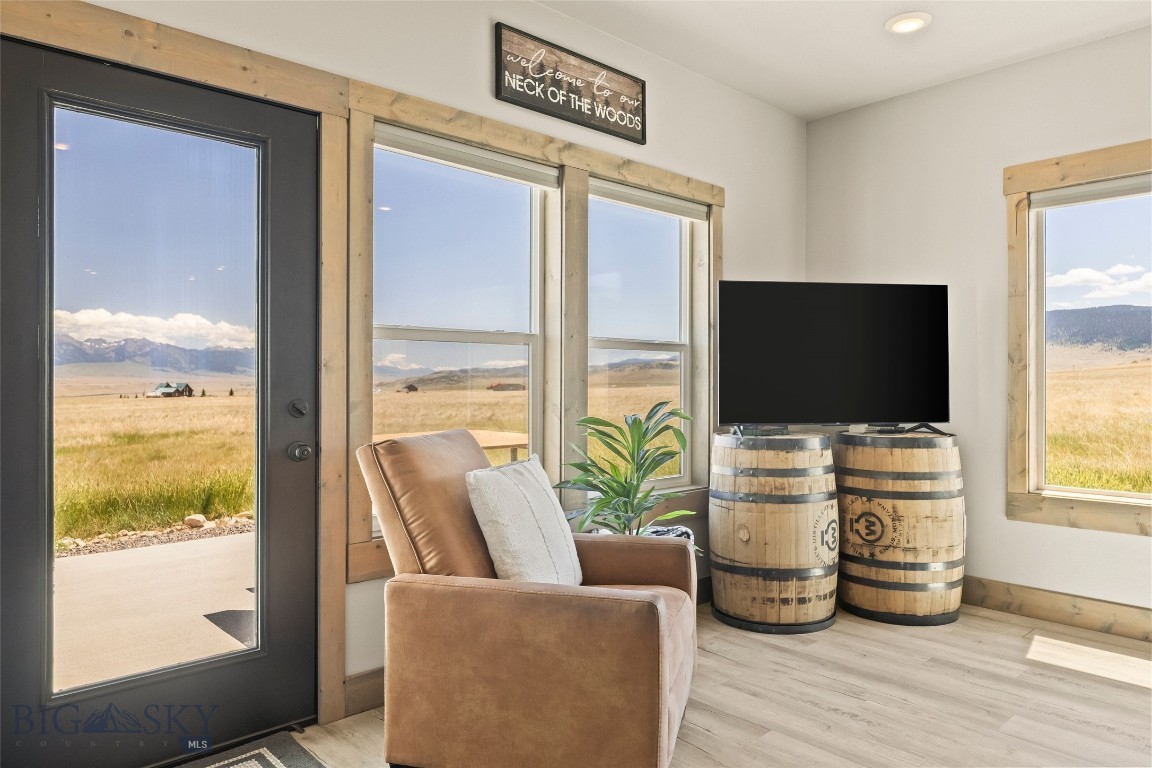 Shining Mountain Unit I - Residential