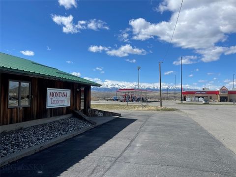 Photo of 519 W 1st Street, Big Timber, MT 59011 (MLS # 402212)
