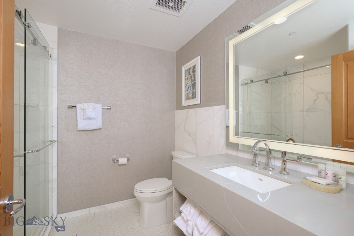 Summit Hotel Condo - Residential