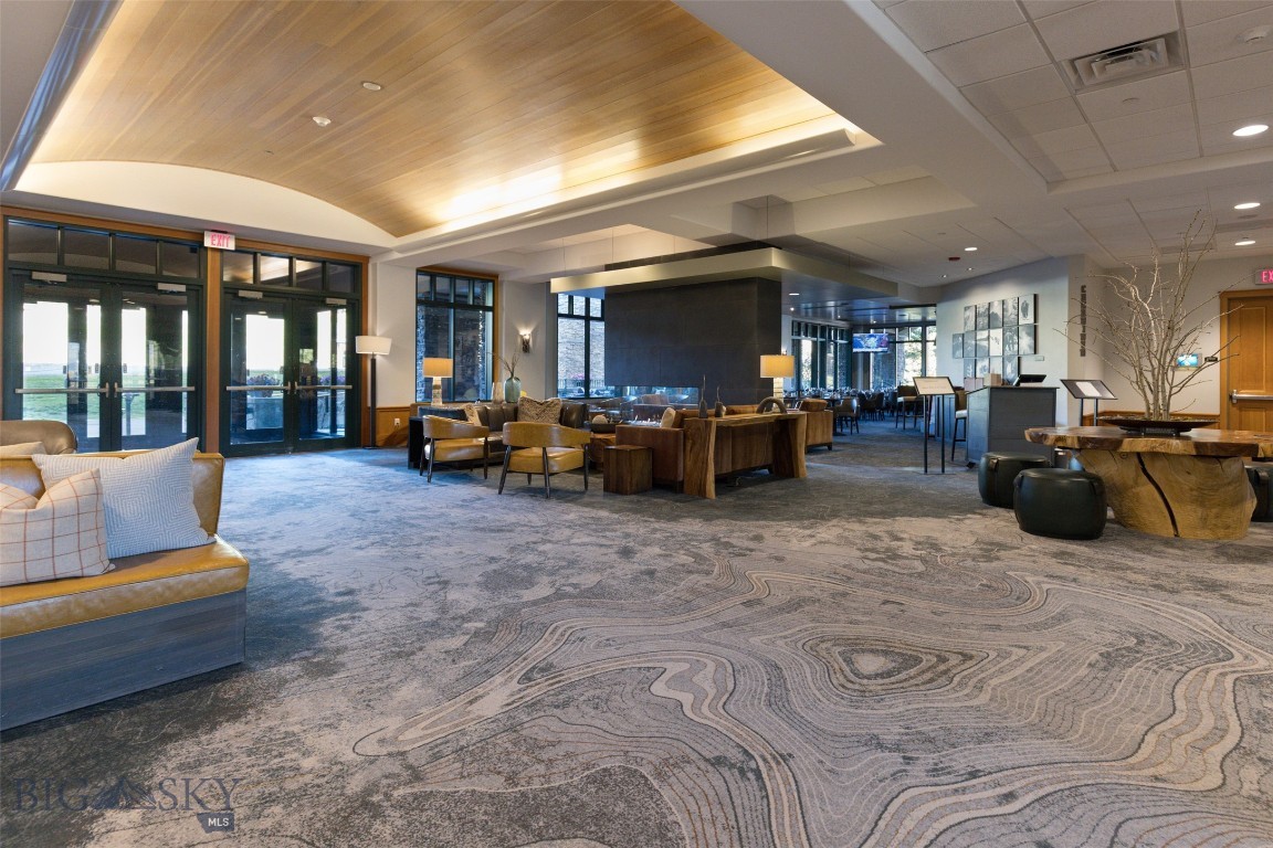 Summit Hotel Condo - Residential