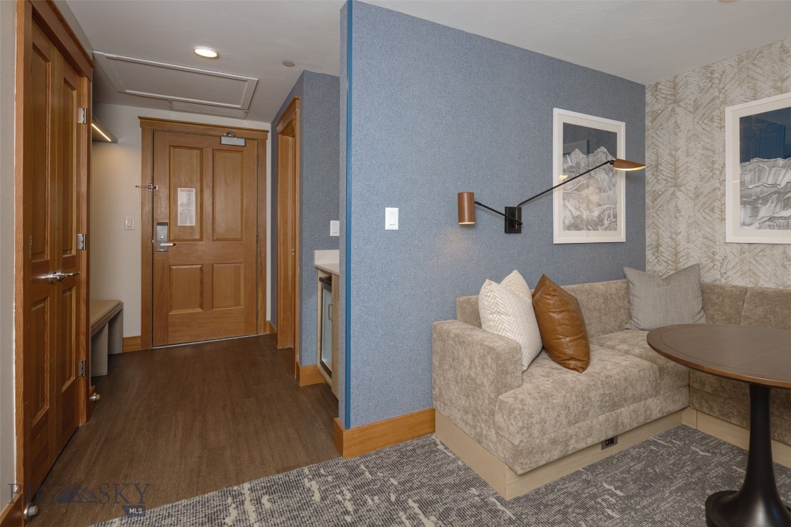 Summit Hotel Condo - Residential