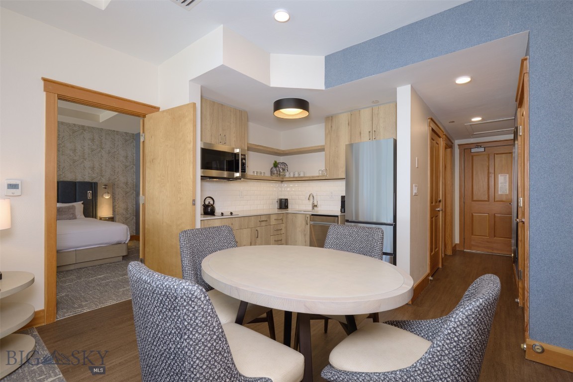 Summit Hotel Condo - Residential