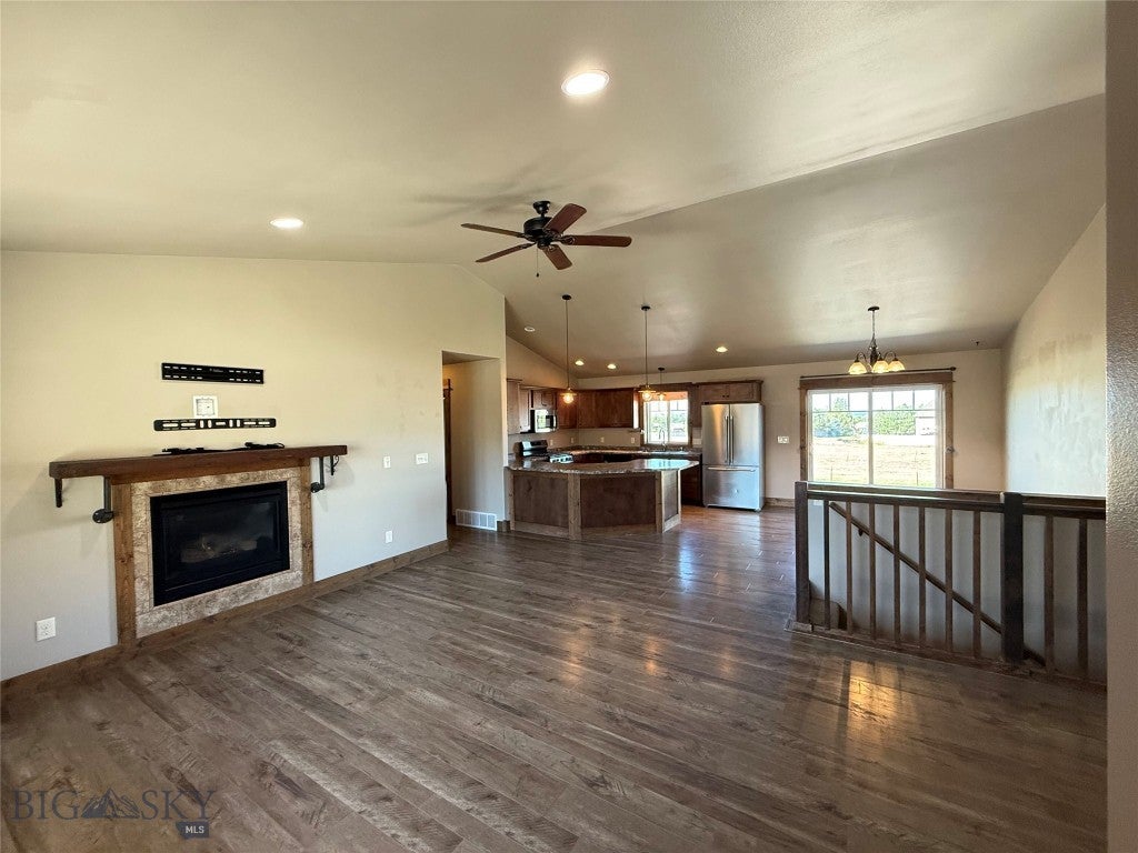 618 Lacey Road