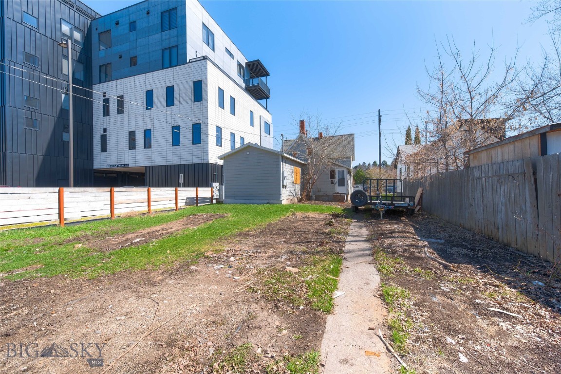 Rouse Additions - Land