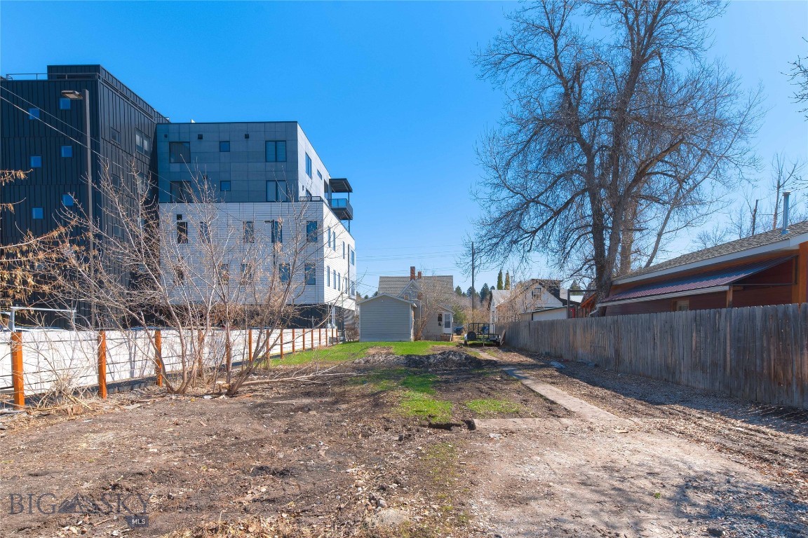 Rouse Additions - Land