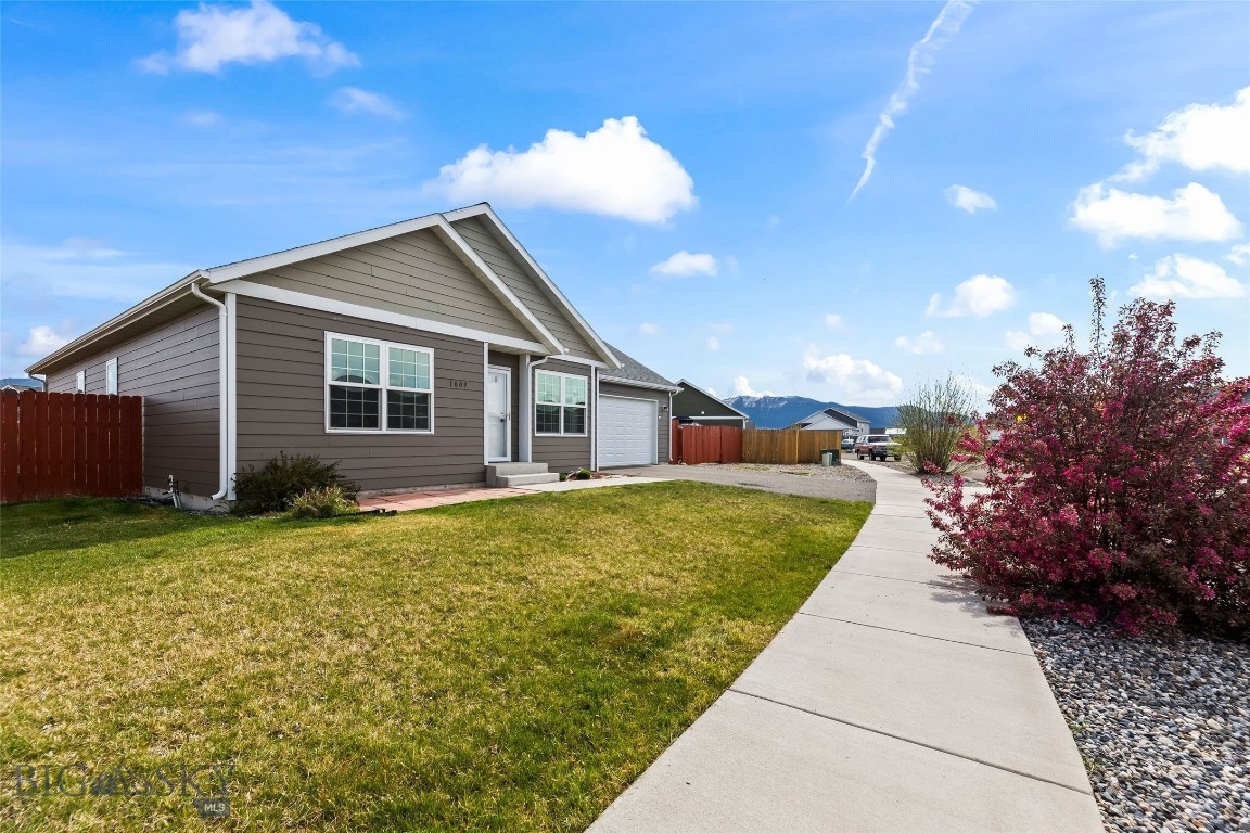 Meadowlark Ranch - Residential
