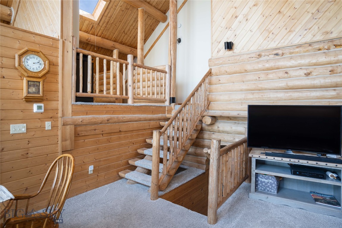 Cayuse Trail - Residential