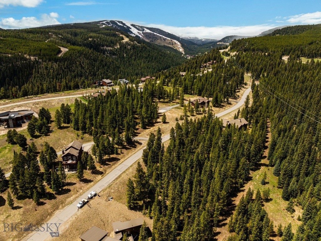 Antler Ridge - Land