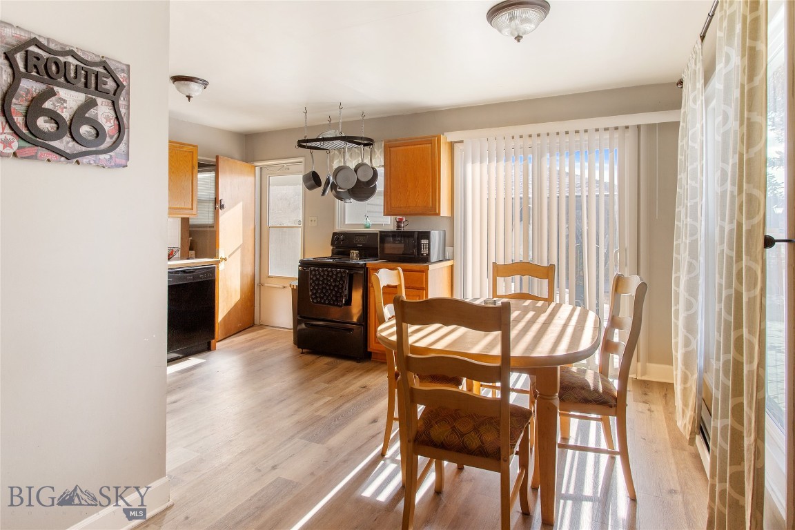 Butte, Montana 59701, United States, 3 Bedrooms Bedrooms, ,1 BathroomBathrooms,Residential,Contingent,30977