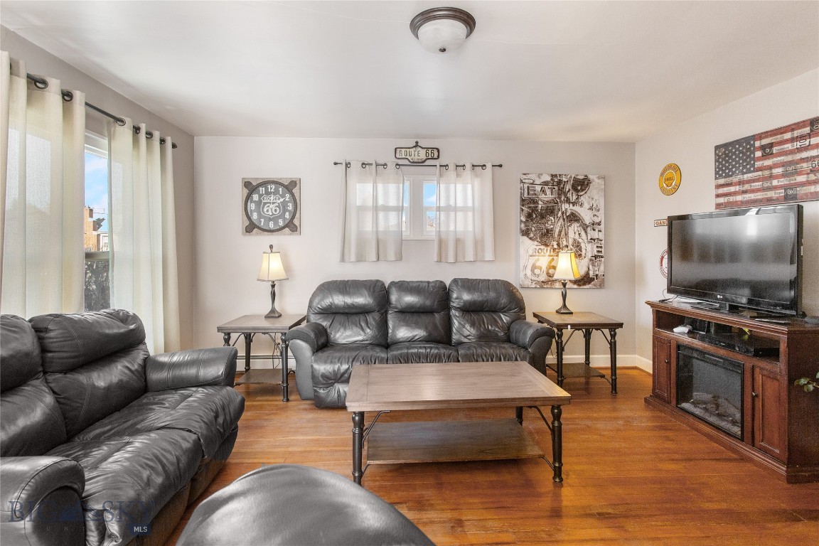 Butte, Montana 59701, United States, 3 Bedrooms Bedrooms, ,1 BathroomBathrooms,Residential,Contingent,30977