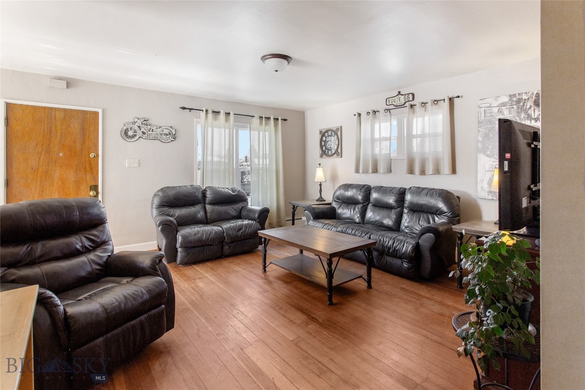 Butte, Montana 59701, United States, 3 Bedrooms Bedrooms, ,1 BathroomBathrooms,Residential,Contingent,30977