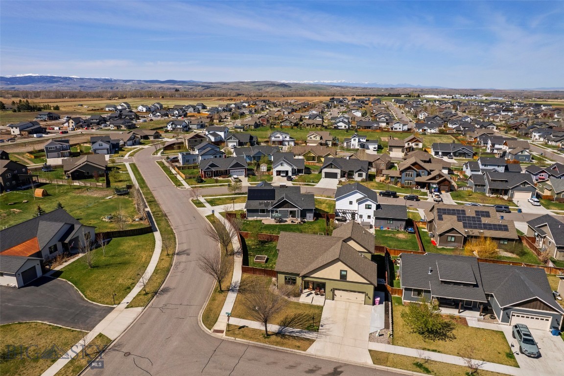 Falcon Hollow - Residential