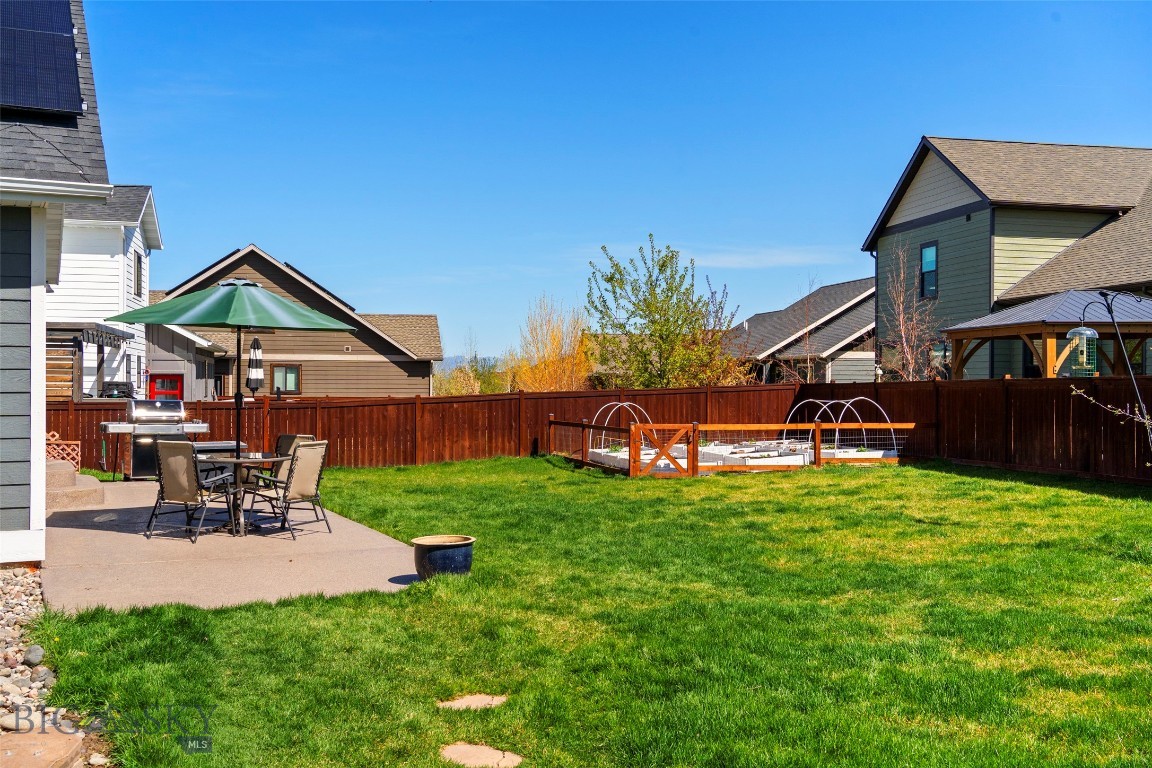 Falcon Hollow - Residential