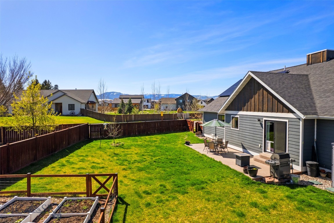 Falcon Hollow - Residential