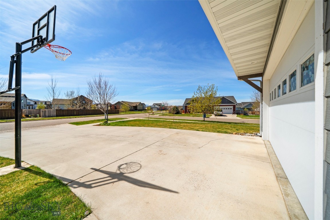 Falcon Hollow - Residential