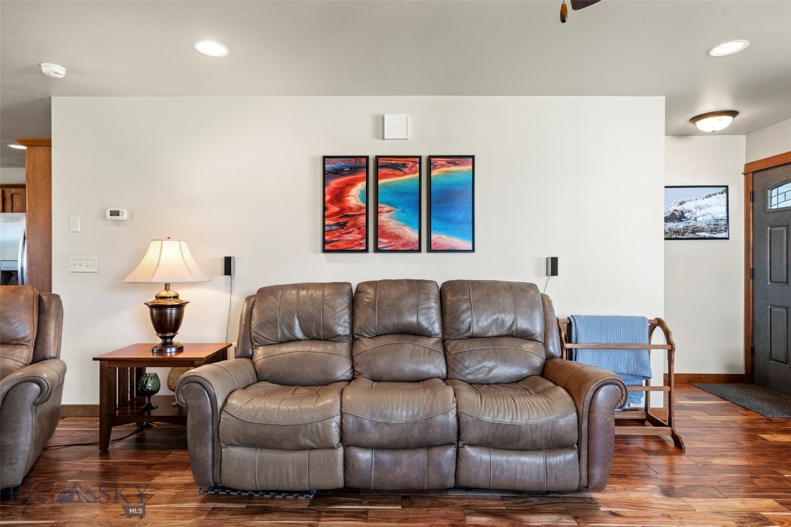 Falcon Hollow - Residential