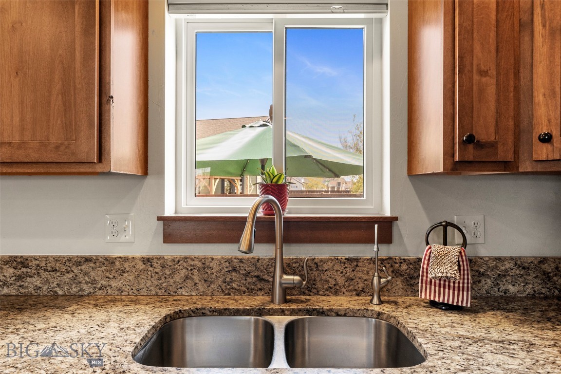 Falcon Hollow - Residential