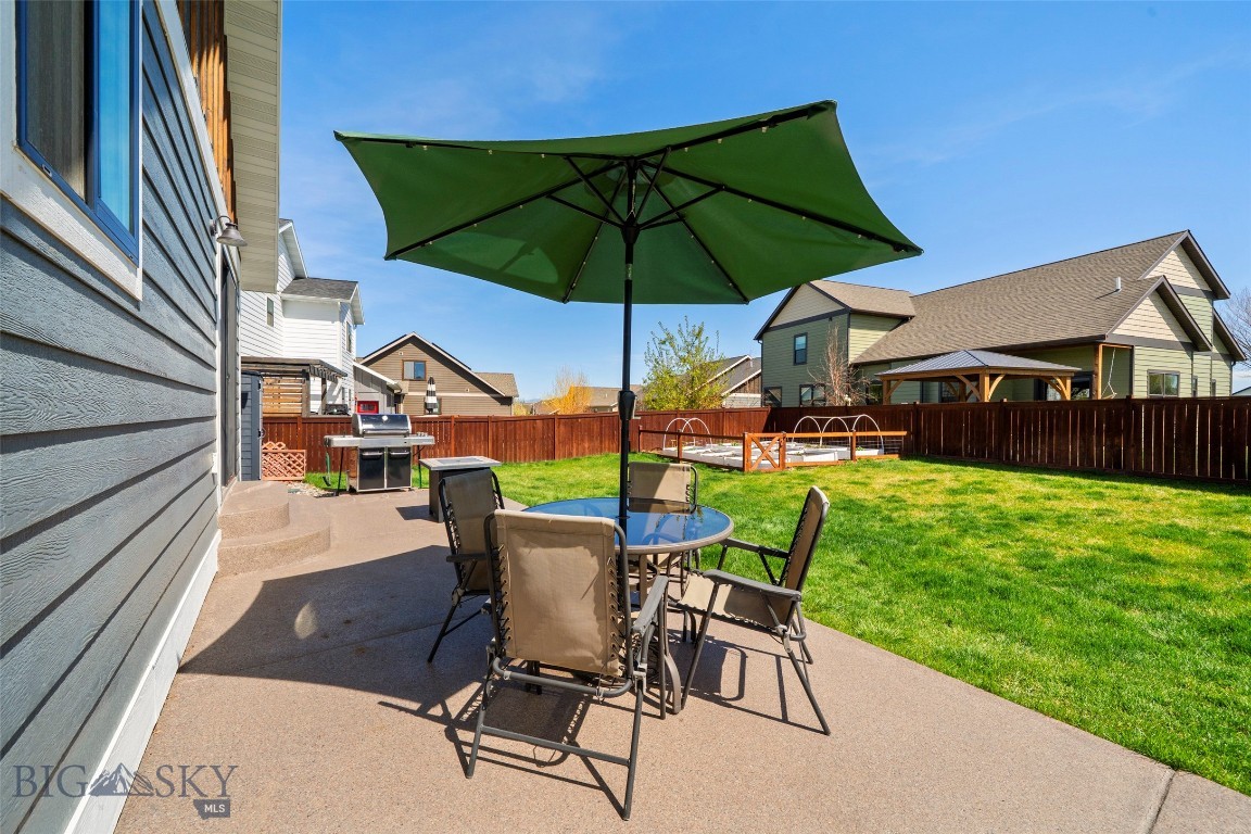 Falcon Hollow - Residential