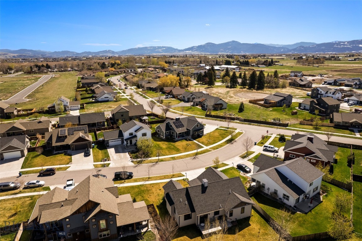 Falcon Hollow - Residential
