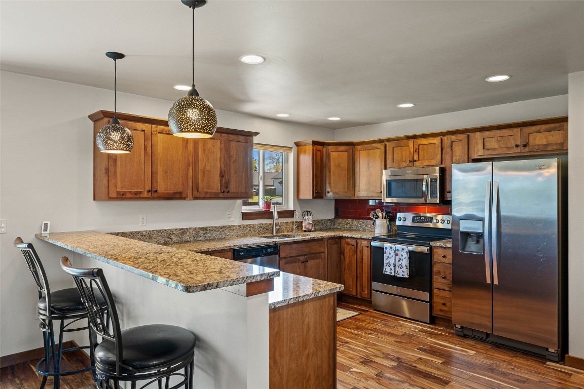 Falcon Hollow - Residential