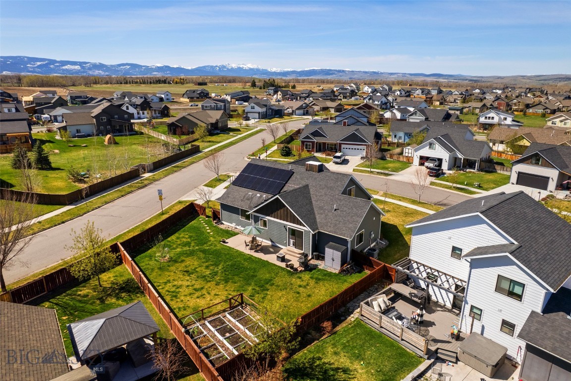 Falcon Hollow - Residential