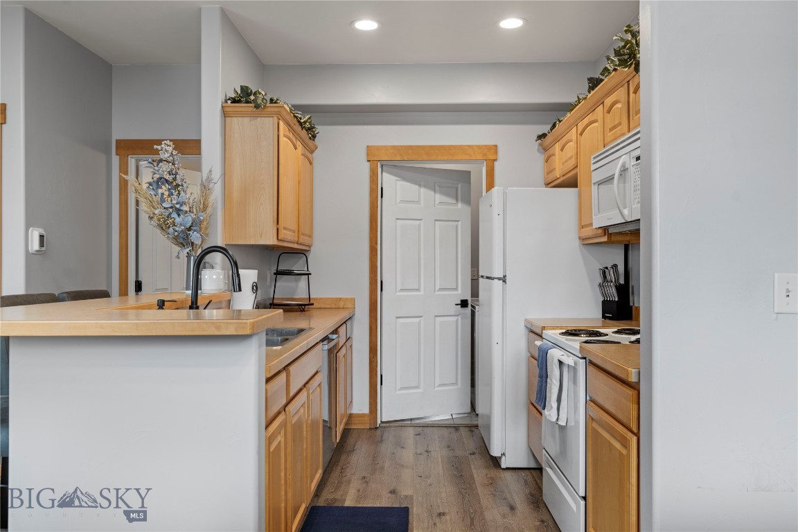 Whispering Pines - Residential