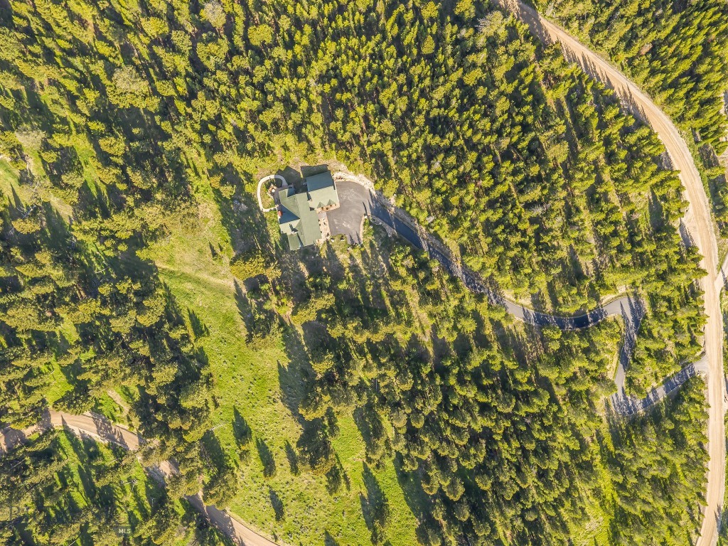 725 Sandhill Road