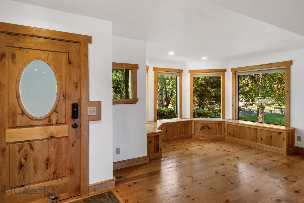 Bozeman, Montana 59715, United States, 3 Bedrooms Bedrooms, ,3 BathroomsBathrooms,Residential,Pending,195713