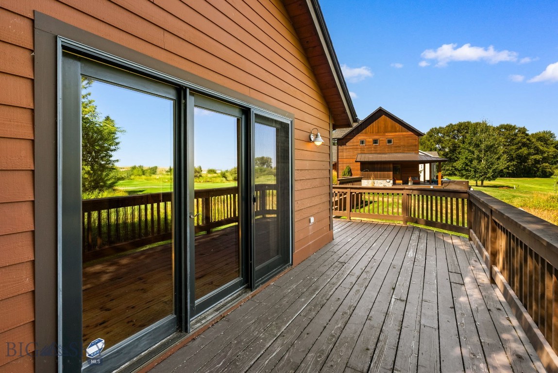 Bozeman, Montana 59715, United States, 3 Bedrooms Bedrooms, ,3 BathroomsBathrooms,Residential,Pending,195713