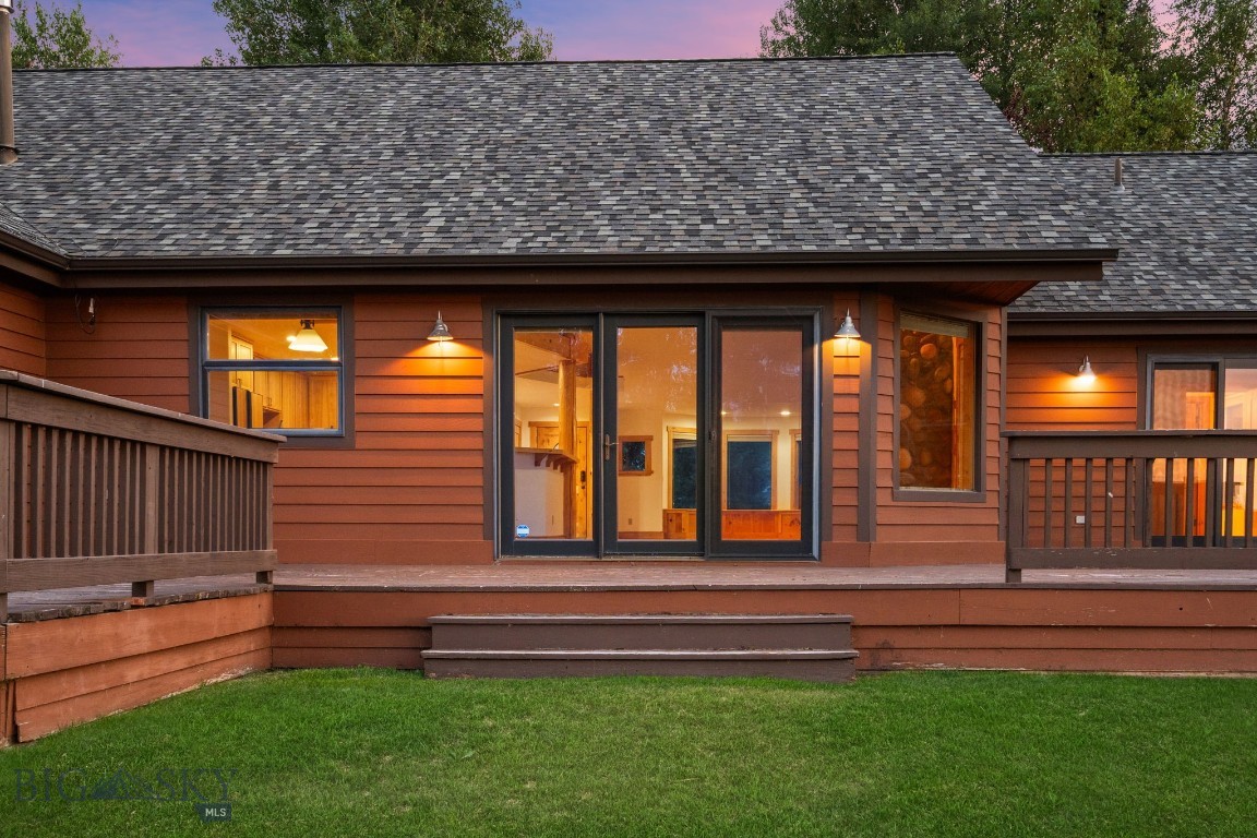 Bozeman, Montana 59715, United States, 3 Bedrooms Bedrooms, ,3 BathroomsBathrooms,Residential,Pending,195713