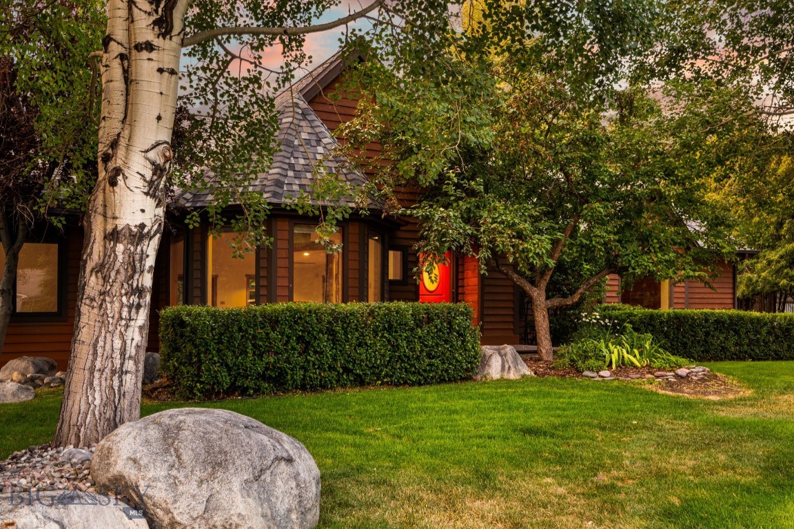 Bozeman, Montana 59715, United States, 3 Bedrooms Bedrooms, ,3 BathroomsBathrooms,Residential,Pending,195713