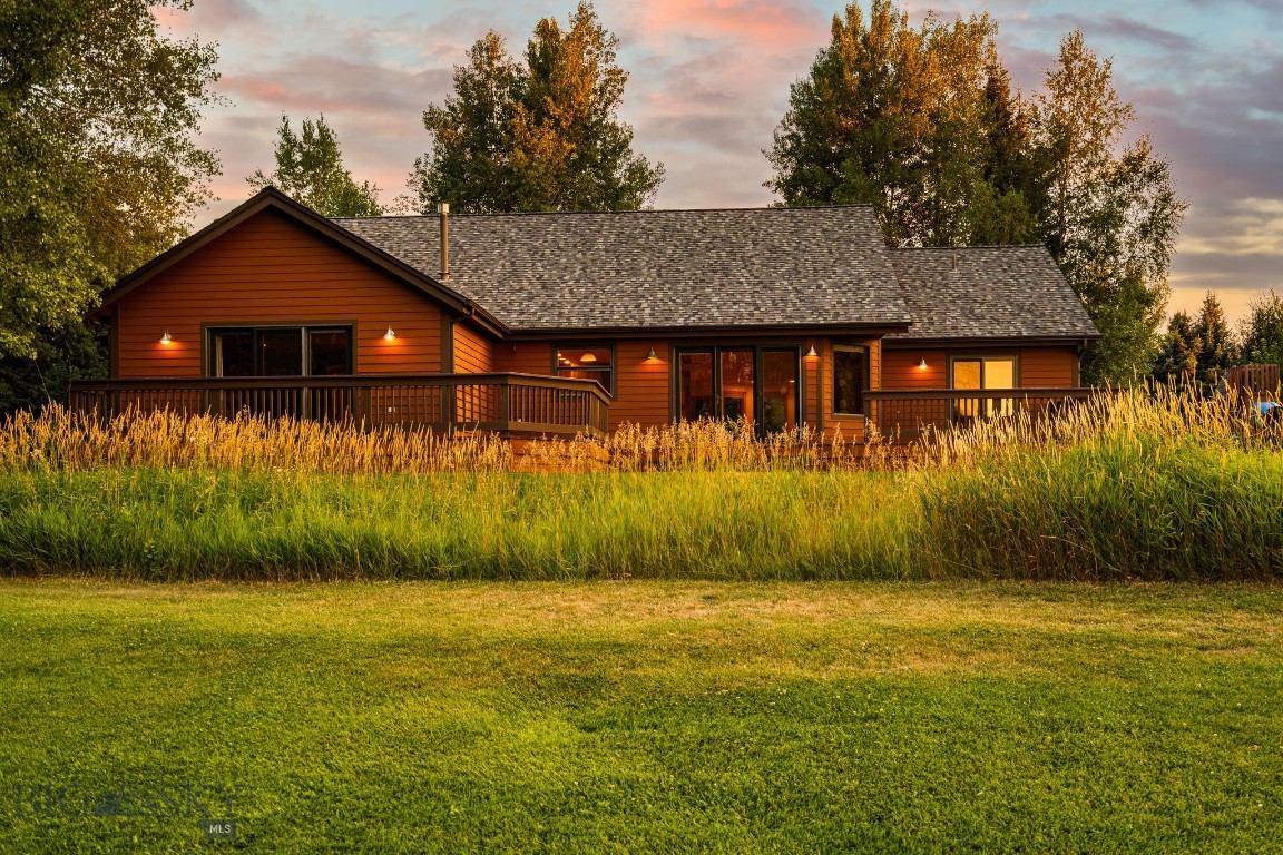 Bozeman, Montana 59715, United States, 3 Bedrooms Bedrooms, ,3 BathroomsBathrooms,Residential,Pending,195713