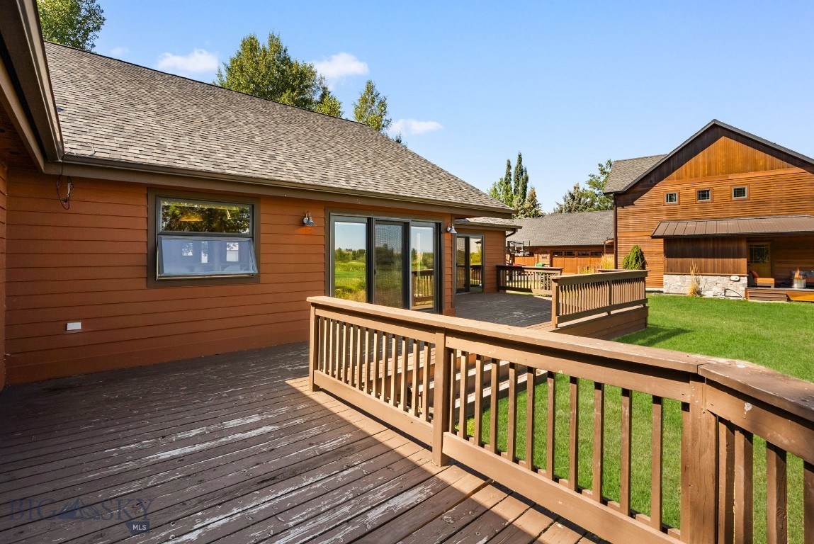 Bozeman, Montana 59715, United States, 3 Bedrooms Bedrooms, ,3 BathroomsBathrooms,Residential,Pending,195713