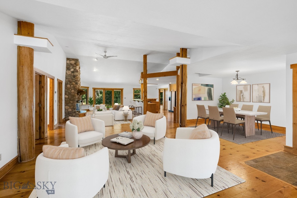 Bozeman, Montana 59715, United States, 3 Bedrooms Bedrooms, ,3 BathroomsBathrooms,Residential,Pending,195713